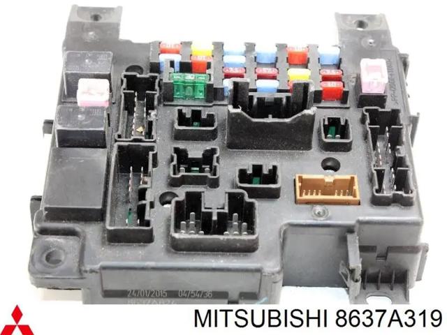 Блок предохранителей задний, салонный 8637A319 MITSUBISHI
