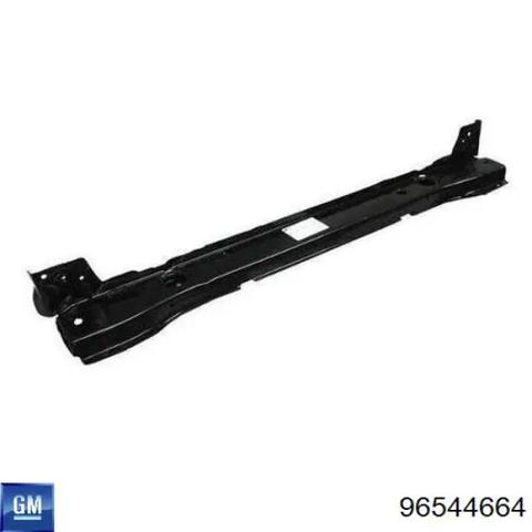 Рамка радиатора нижняя 96544664 GM