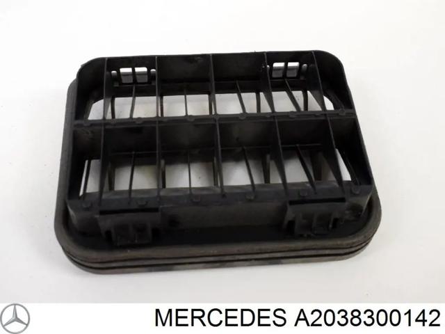 Решетка вентиляционная задняя A2038300142 MERCEDES