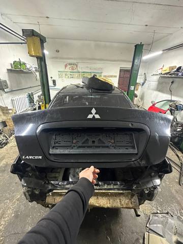 MITSUBISHI MN161236XA Накладка крышки багажника в наличии Черкассы