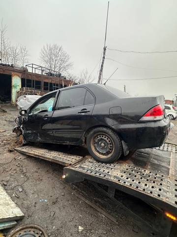 MR525825 MITSUBISHI Стекло-форточка двери задней левой купить в Каменское