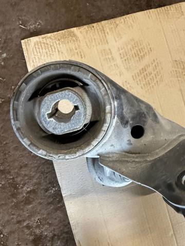 VAG 8W0505235AK Балка задней подвески (подрамник) в наличии Ровно