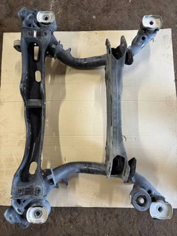 8W0505235AK Подрамник задний купить Сумы
