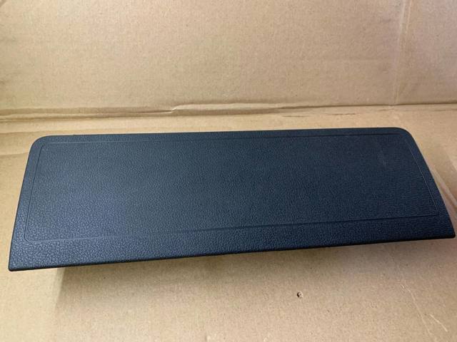 Подушка безопасности (AIRBAG) пассажирская, защиты коленей 8W0880842D VAG