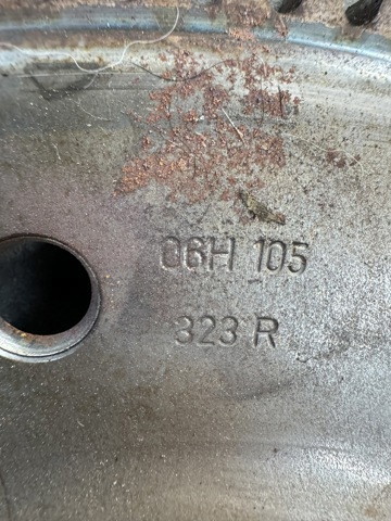 VAG 06H105323R Маховик в наличии Сумы