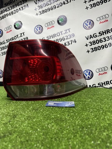 VAG 1K9945096E Фонарь задний правый в наличии Житомир