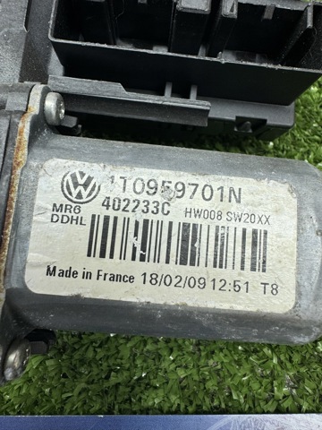 VAG 1T0959701N в наличии Львов