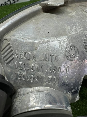 1Z0941701C VAG Фара противотуманная левая купить в Киев