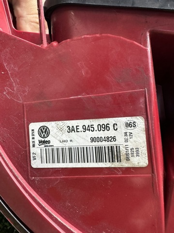 VAG 3AE945096C Фонарь задний правый внешний в наличии Черкассы