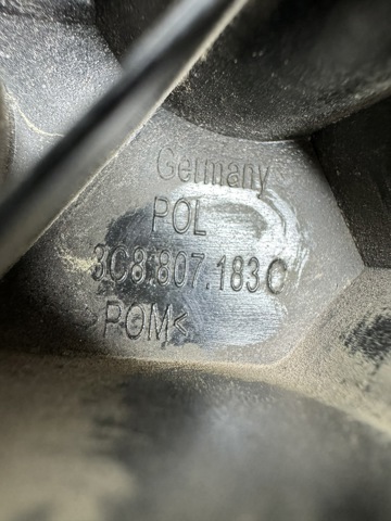 3C8807183C Направляющая переднего бампера левая купить Полтава