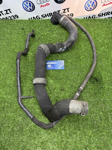 Шланг радиатора охлаждения 4L0121101 VAG
