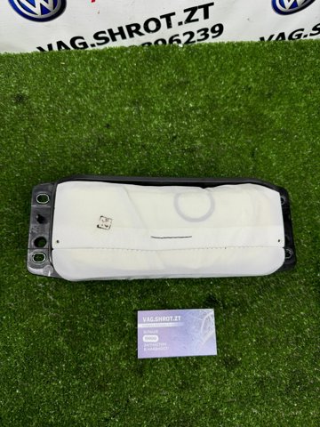 Подушка безопасности, пассажирская 4M0880204D VAG