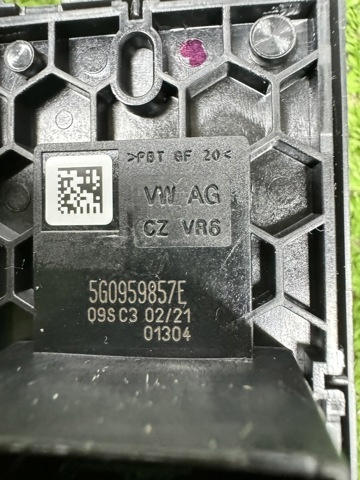VAG 5G0959857E Кнопочный блок управления стеклоподъемником передний левый в наличии Винница