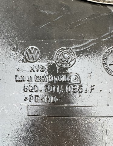 VAG 5Q0201060BD Бак топливный в наличии Днепр