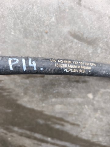 VAG 5QN122101AL Патрубок радиатора в наличии Днепр