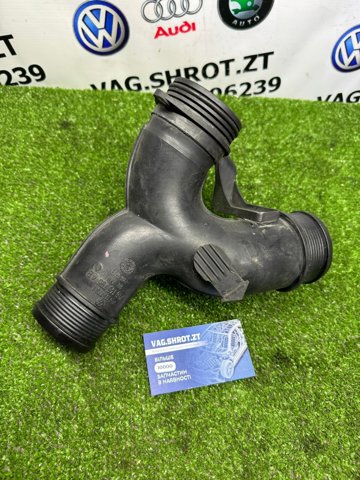 VAG 7L6145795AB Шланг (патрубок) интеркуллера в наличии Одесса