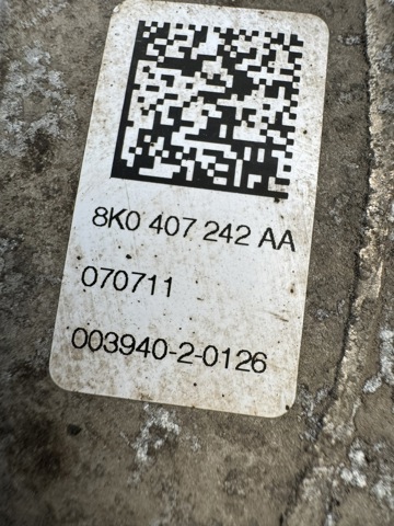 8K0407242AA VAG Цапфа передняя правая купить в Николаев