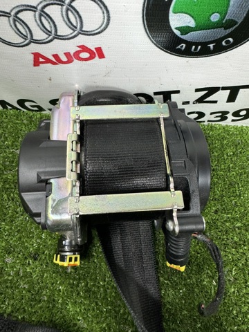8W0857706V04 VAG Ремень безопасности передний правый купить в Ровно