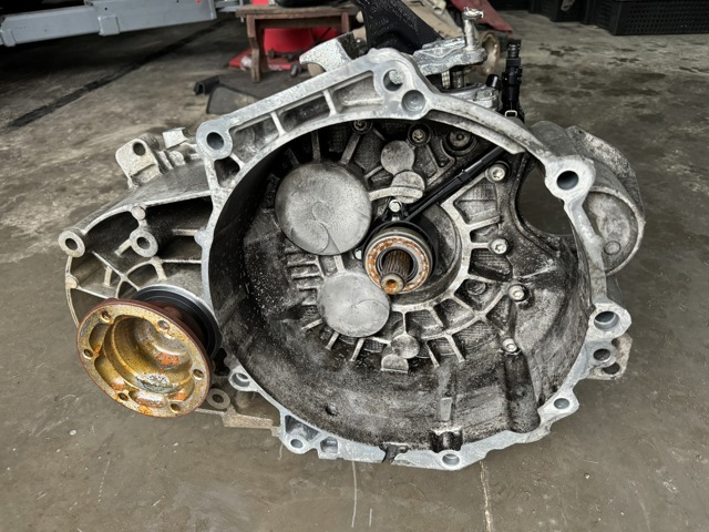 VAG KXX КПП в наличии Черкассы