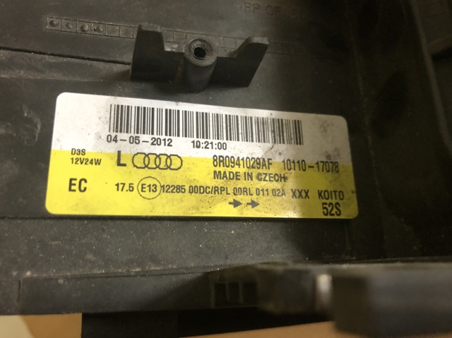 VAG 8R0941029AF Левая фара в наличии Винница