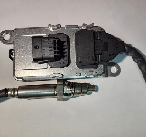 VOLVO 22827993 Датчик оксидов азота NOX в наличии Сумы