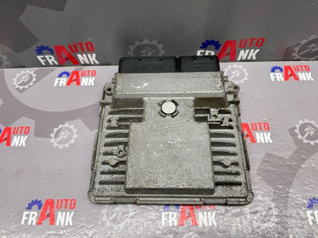 Компьютер двигателя 03F906070HH VAG