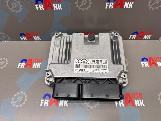 Компьютер двигателя 03L906018CN VAG