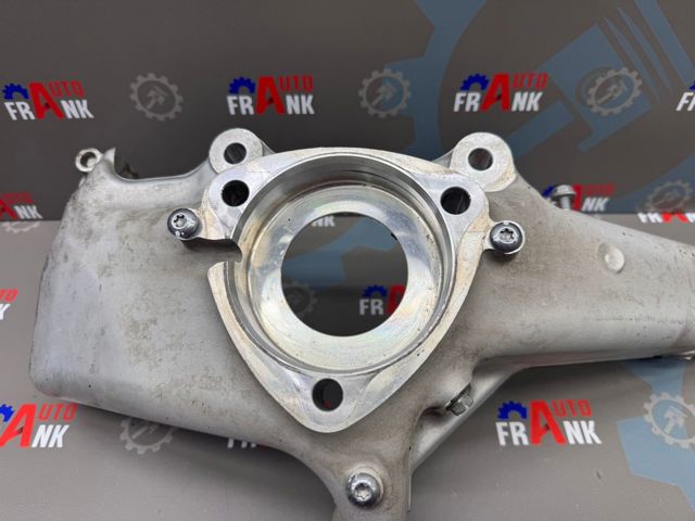 104431600E Tesla Model Цапфа передняя правая купить в Черкассы