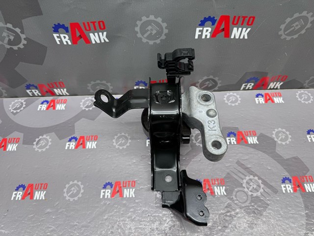 TOYOTA 12305K0050 Правая подушка двигателя в наличии Киев