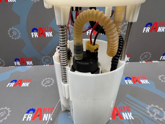 NISSAN 170401KB0A Бензонасос в наличии Николаев