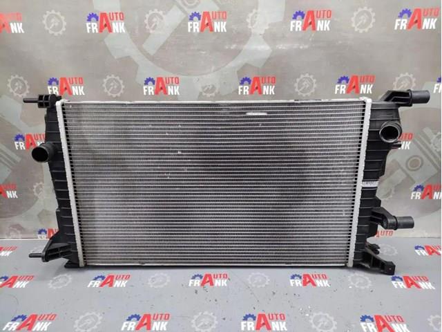 214100068R RENAULT Радиатор охлаждения двигателя купить в Черкассы