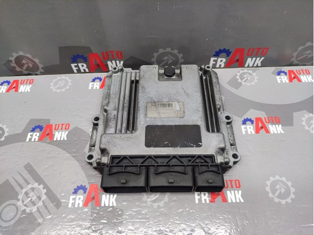 Электронный блок управления двигателем 237102747R RENAULT