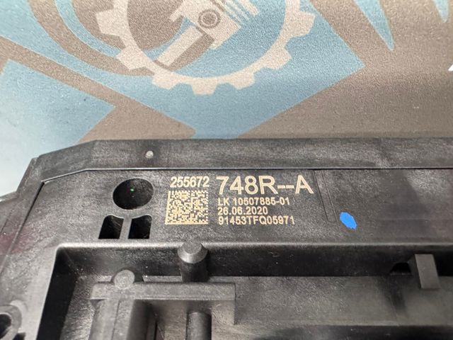 RENAULT 255672748R Переключатель подрулевой, в сборе в наличии Львов