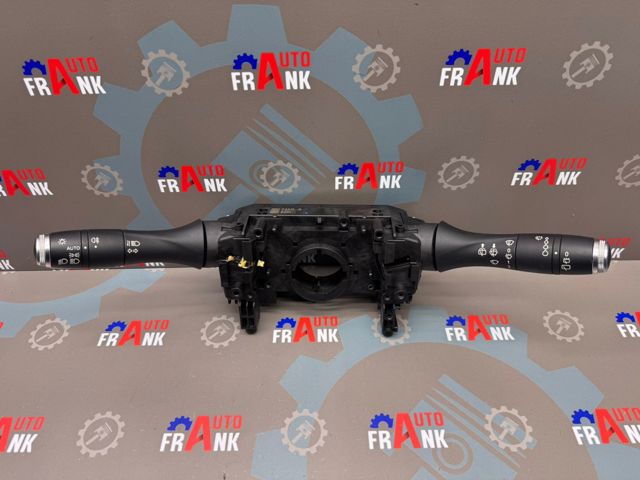 Переключатели подрулевые 255672748R RENAULT