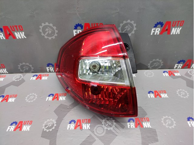 Задняя левая внешняя фара 26555JY00A RENAULT