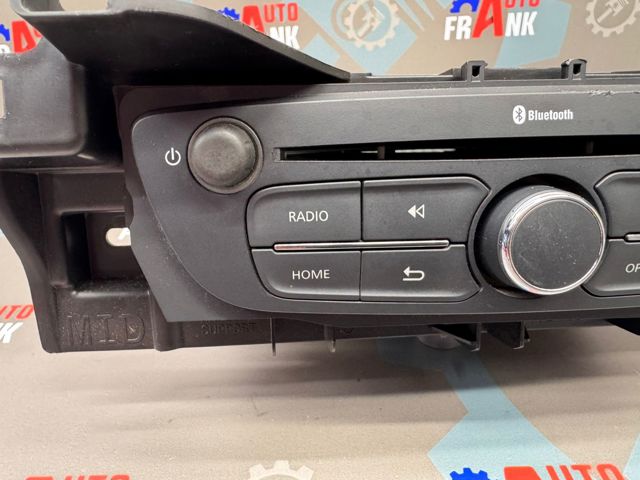 RENAULT 281153006R Магнитола (радио AM/FM) в наличии Днепр