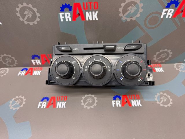 Заводская магнитола 281155216R RENAULT
