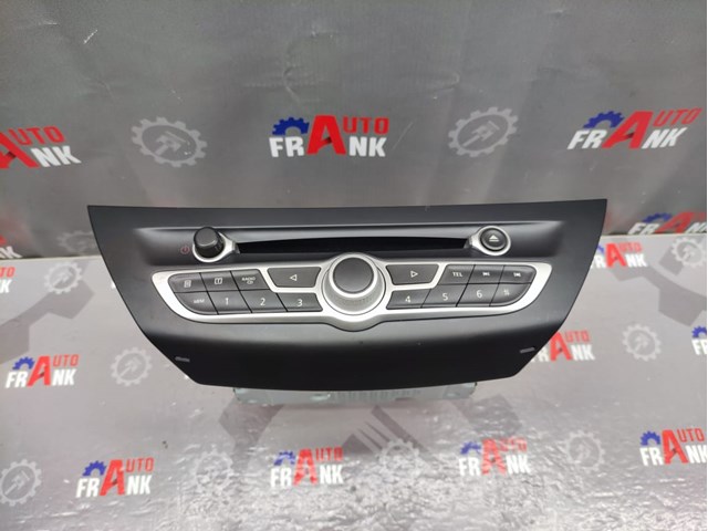 Заводская магнитола 281155676R RENAULT