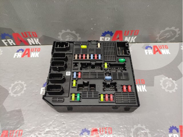 Монтажный блок 284B69009R RENAULT