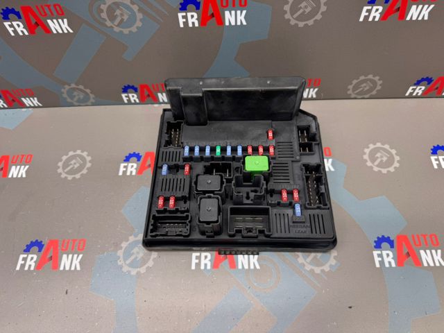 Коробка предохранителей 284B7BB02C NISSAN
