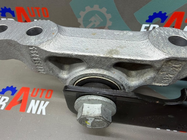 VAG 2N0199855C Кронштейн подушки (опоры) двигателя задней в наличии Хмельницкий