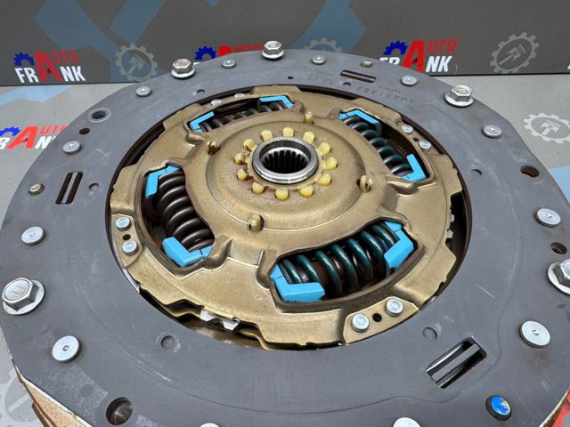 TOYOTA 3127030010 Диск сцепления в наличии Львов