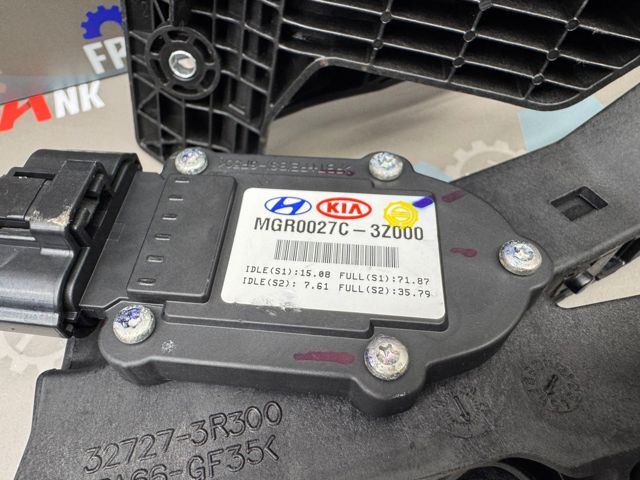 327003Z000 Педаль газа (акселератора) купить Павлоград