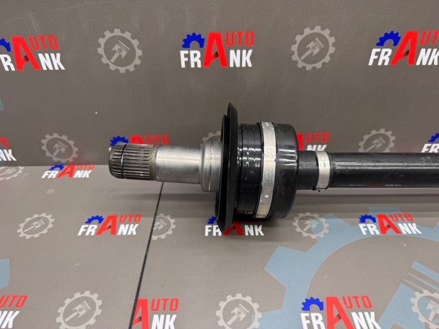 33208664628 BMW Полуось задняя правая купить в Запорожье