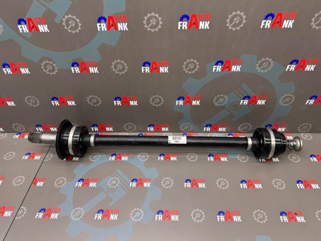 Полуось задняя, правая 33208664628 BMW