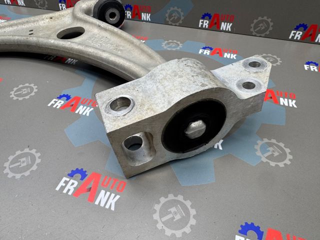 3C0407151H Рычаг передней подвески нижний левый/правый купить Ужгород