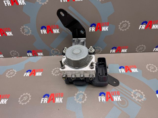 Блок управления ABS 476605718R RENAULT