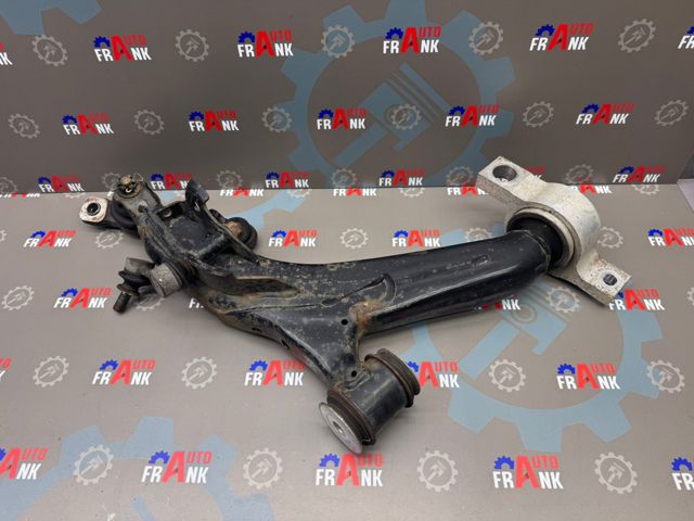 Передний нижний рычаг 4862053050 TOYOTA