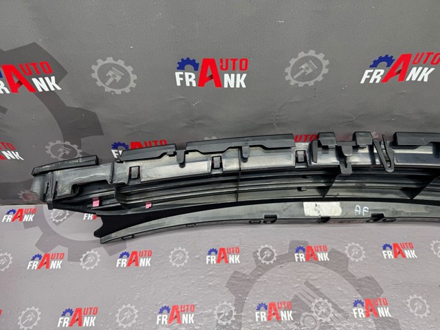 BMW 51117317264 Решетка радиатора в наличии Львов