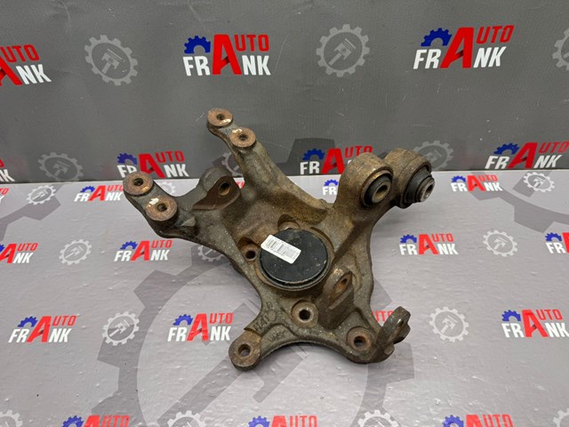 Кулак поворотный левый 527103W000 HYUNDAI